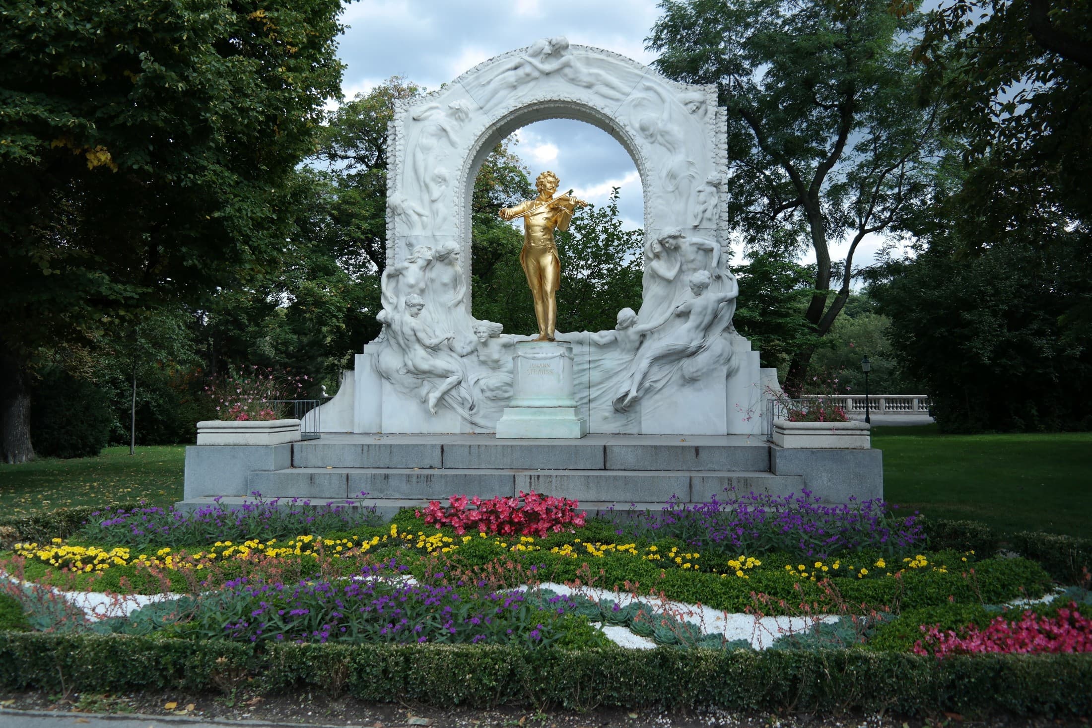 Projekt Kraft-Johann-Strauss-Denkmal